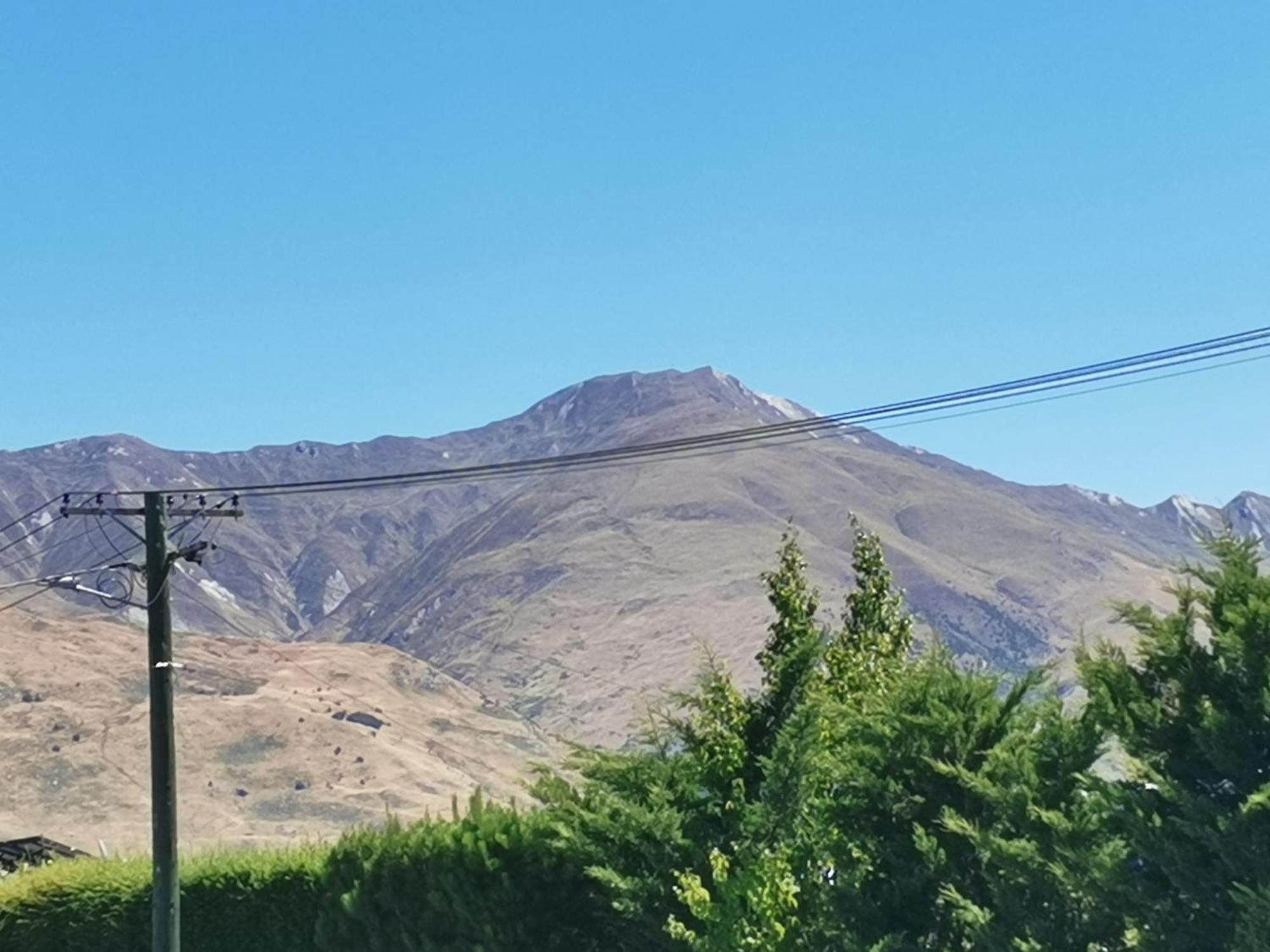 Roys View Apartment Wanaka Exterior photo