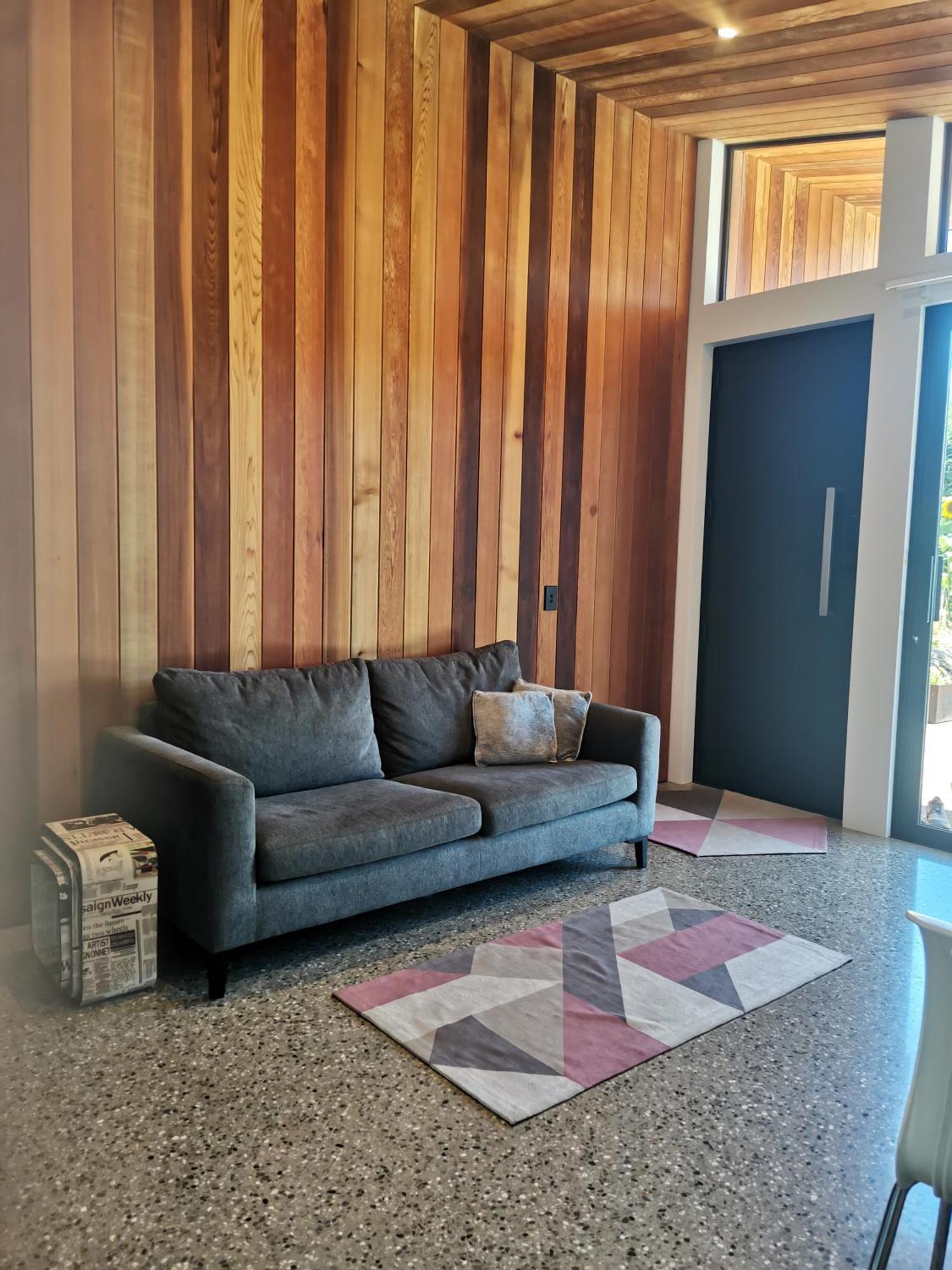 Roys View Apartment Wanaka Exterior photo